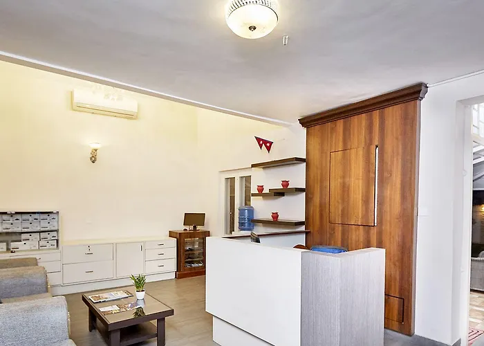 Ranikunj Boutique 3*